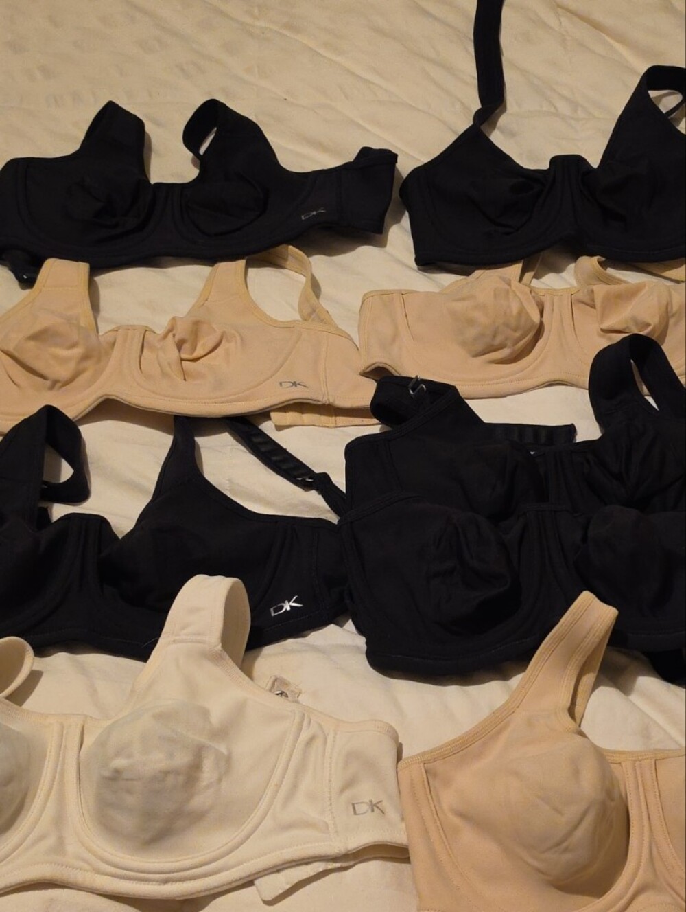 Dkny Women's UnderWire 36C Bras in Black, Beige, and White - Pack 9 Or Sportsbra